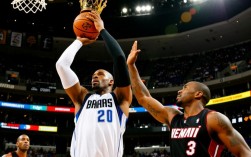 韦德总决赛40分有多强？为何成经典神迹？