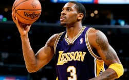 艾弗森为何坚持单打不传球？他的篮球哲学是怎样的？
