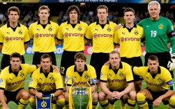 多特蒙德巅峰阵容谁入选？十大传奇如何排座次？