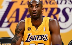 科比为何甘心打两年替补，背后藏着怎样的成长密码？