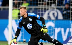 沙尔克04阵容照片曝光，新赛季阵容有哪些变化？