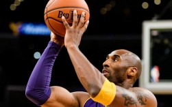 科比为何单手抓球总失误？单手抓球技巧有何玄机？